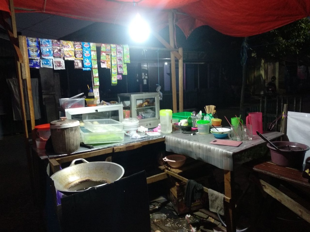 Penyaluran Bantuan Modal Usaha Untuk Ibu Fitri