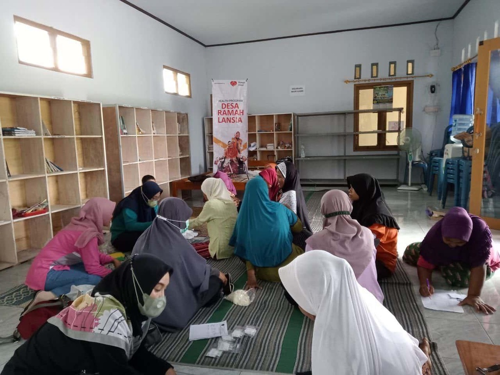 Rumah Zakat bersinergi dengan bidan Desa