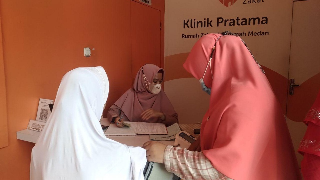 PELAYANAN KESEHATAN UNTUK IBU AYANG