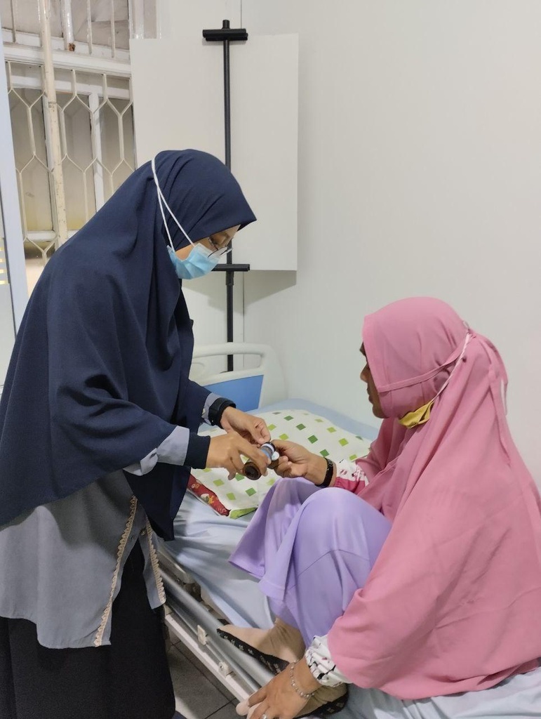 PENGOBATAN GRATIS UNTUK IBU MAIJOLLI